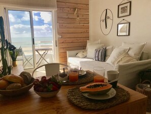 TV - White House - Wonderful 4pax by the Sea - Free Wifi (Nazaré)