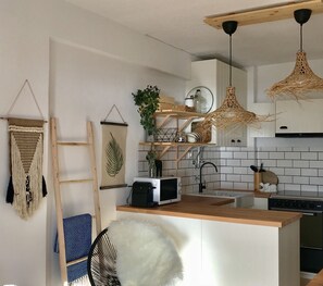 Fridge, microwave, oven, stovetop - White House - Wonderful 4pax by the Sea - Free Wifi (Nazaré)