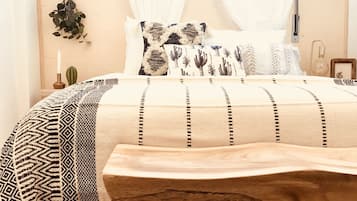 1 chambre, fer et planche Ă repasser, Wi-Fi gratuit, draps fournis