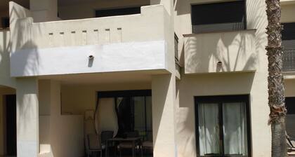 Appartement 2 Chambres au Rez-de-Chaussée