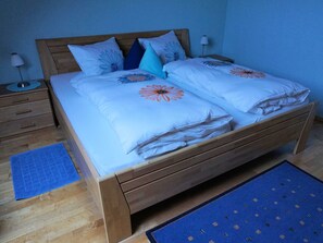 2 Schlafzimmer, Zimmersafe, WLAN, Bettwäsche