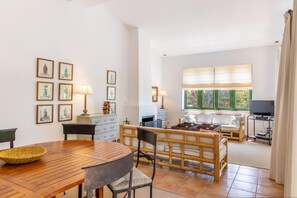 Dining - 784524 Ses Cases, Spain (Manacor)