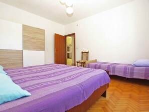 2 室のベッドルーム、WiFi