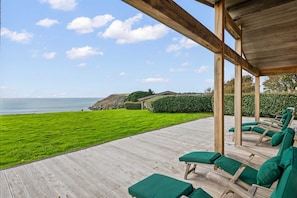 Terrace/patio - Beautiful holiday home, just a walk away from Talland beach... (Looe)