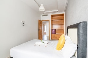 Apartment, 2 Bedrooms | 2 bedrooms, down comforters, desk, blackout drapes - Appartement 26 ensoleillé à 5 min de la plage El Jadida (El Jadida)