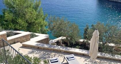 Steinvilla mit Whirlpool & Privatstrand Insel Brac Kroatien