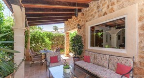 Outdoor dining - CASA PIEDRA MALLORCA (Son Ferrer)