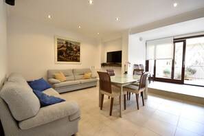 TV - 44063 Holiday home Caldentey ETV/5055 (Ariany)