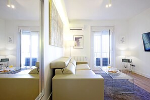 Smart TV, DVD player - Madrid Centric I (Madrid)