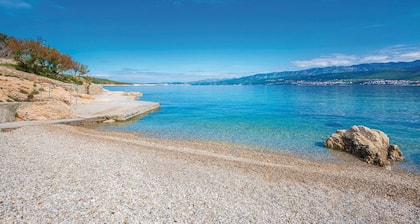 Amazing apartment in Zupanje with WiFi