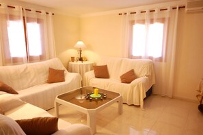 TV, fireplace - 44058 Son Cladera (Son Maciá)