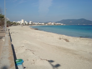 Aan het strand