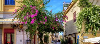 Walk to Iconic Athenian Locations from a Chic Home, Chic Home