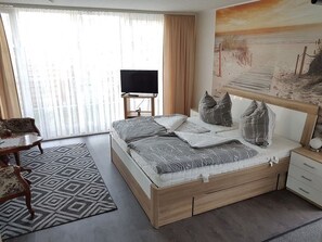 1 chambre, lit parapluie, Wi-Fi, draps fournis