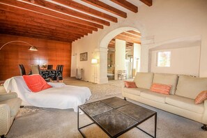 تلفزيون، مدفأة