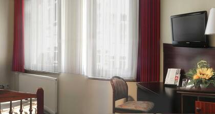 Single Room - Hotel Martha House