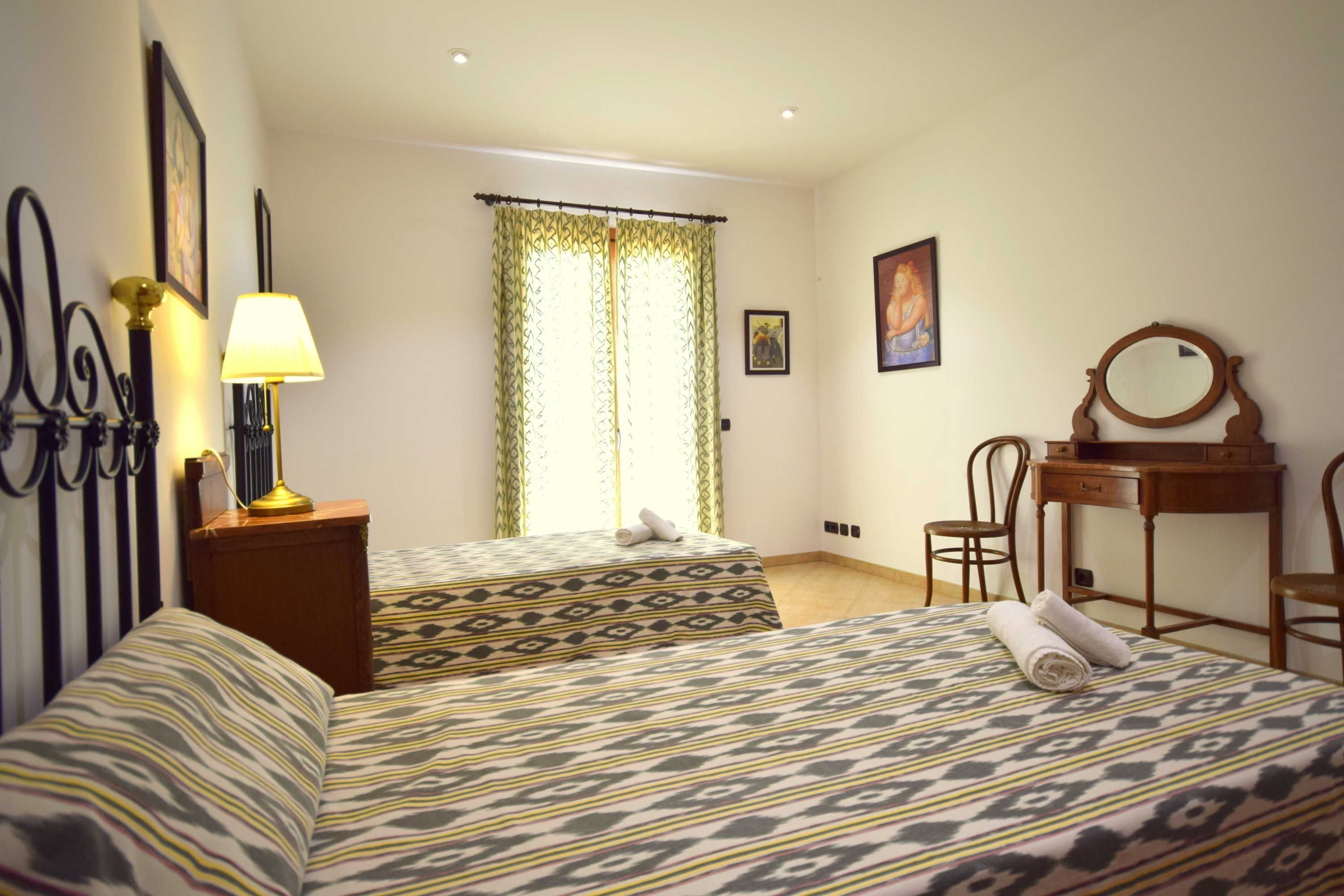 4 Schlafzimmer, Zimmersafe, Bügeleisen/Bügelbrett, Reisekinderbett