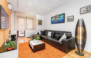 TV, ping pong - 2 bedroom amazing apartment in Rijeka (Rijeka)