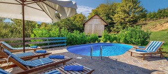 Awesome home in Ribnik