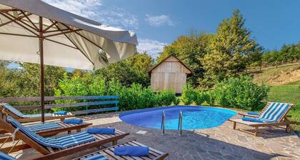 Awesome home in Ribnik