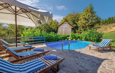 Awesome home in Ribnik