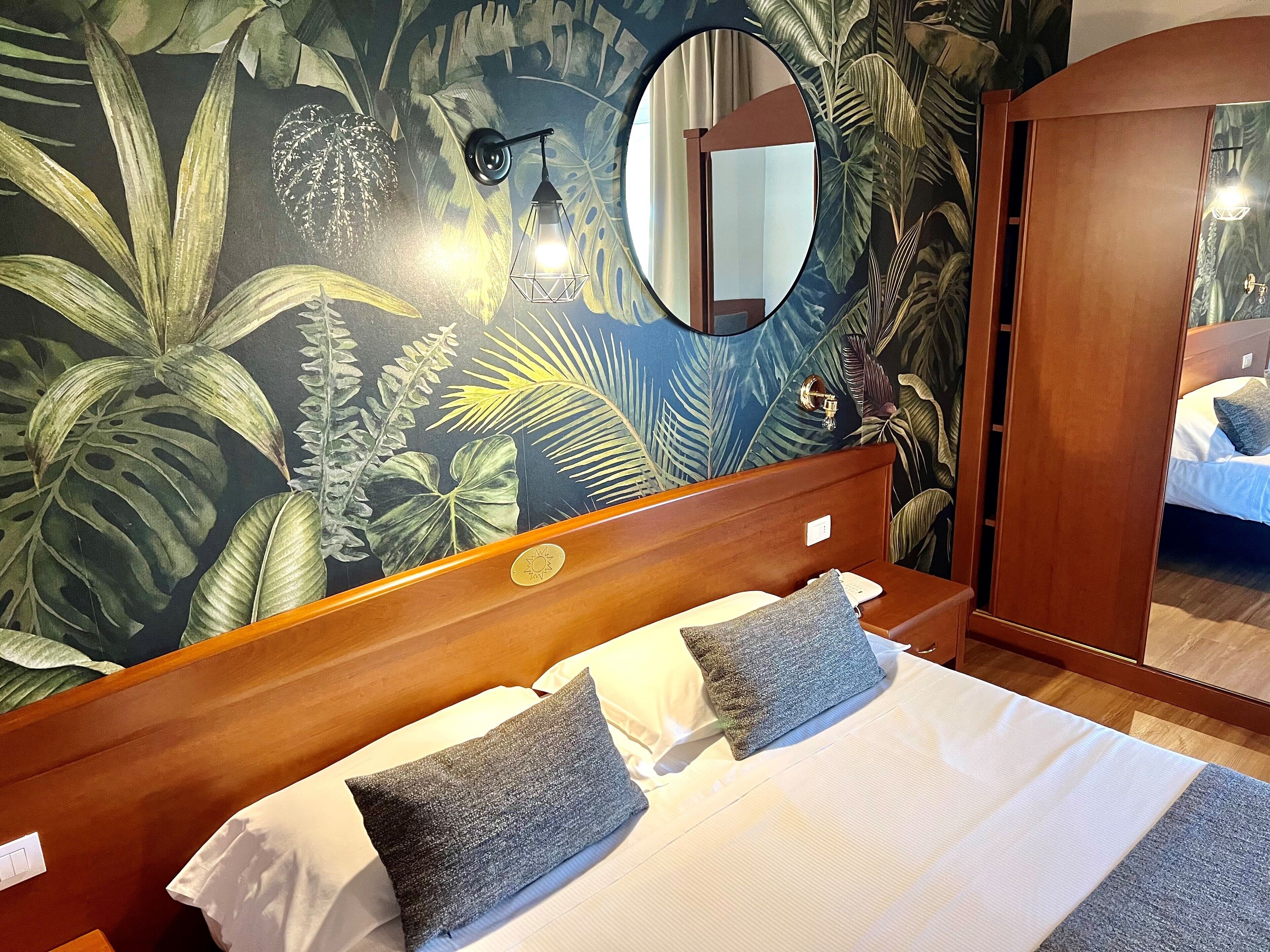 Superior Double Room, Balcony (or Terrace) | In-room safe, WiFi (free), bed sheets
