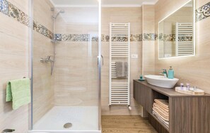 Shower - Luxurious home in Matulji (Matulji)