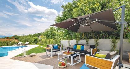 2 bedroom gorgeous home in Matulji