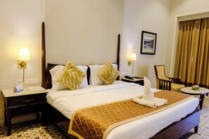 Superior Room, 1 King Bed