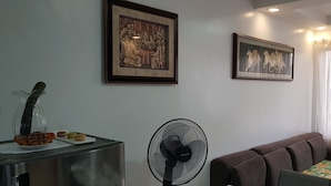 Four-Bedroom House | Living area - Ramyer Transient House 2 - Tagbilaran (Dauis)