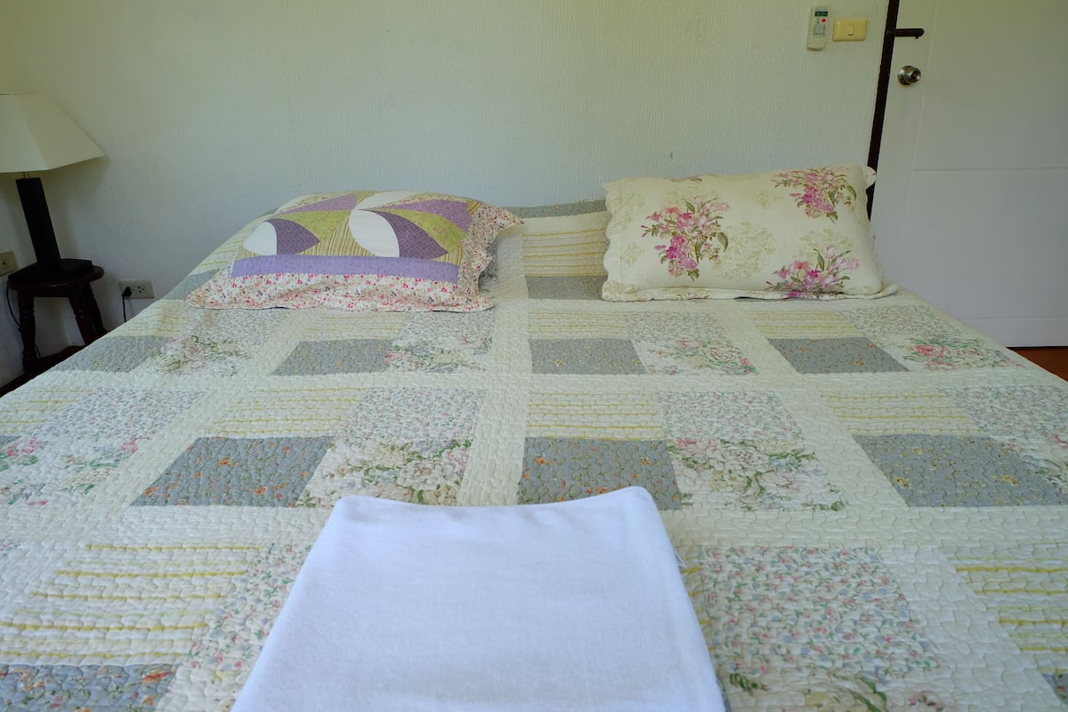 Rollaway beds, free WiFi