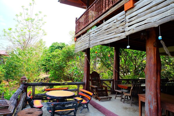 Khunchay House - Chiang Mai