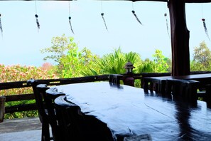 Breakfast area - Khunchay House (Chiang Mai)