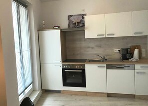 Køleskab, ovn, opvaskemaskine