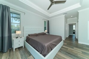 3 bedrooms, iron/ironing board, travel cot, free WiFi