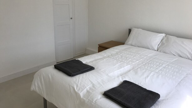 Apartment, 1 Bedroom, Non Smoking, Garden Area | 1 bedroom, premium bedding, iron/ironing board - 5 Rokeby House (London)