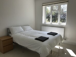 Departamento, 1 habitación, para no fumadores, en el área del jardín | 1 habitación y ropa de cama de alta calidad 