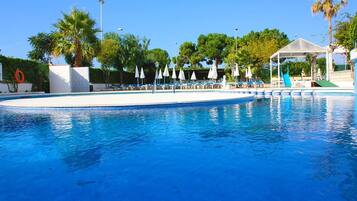 Piscina stagionale all'aperto