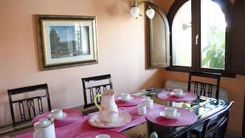 Colazione continentale inclusa, servita tutte le mattine