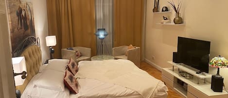 1 bedroom, iron/ironing board, WiFi, bed sheets