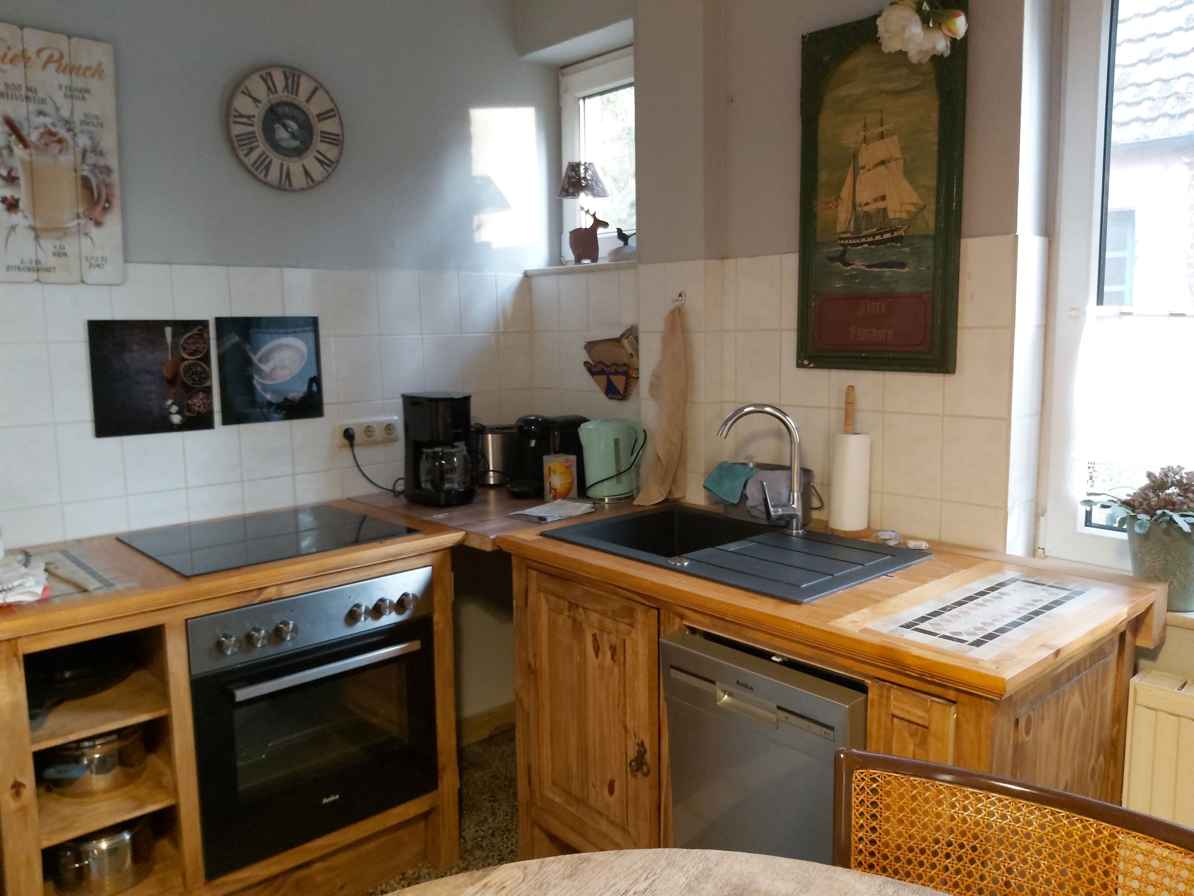 Réfrigérateur, four, plaque de cuisson, lave-vaisselle