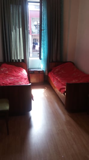 Economy Shared Dormitory (Bed in 2-beds shared dormitory) | Premium bedding, iron/ironing board, free WiFi - Family Hostel (Batumi)