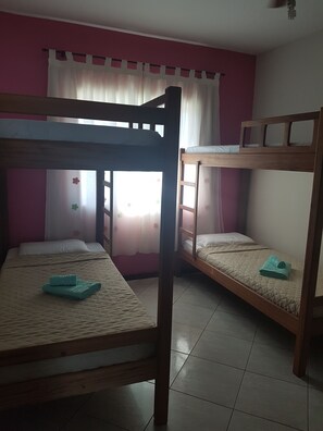 Iron/ironing board, free WiFi, bed sheets