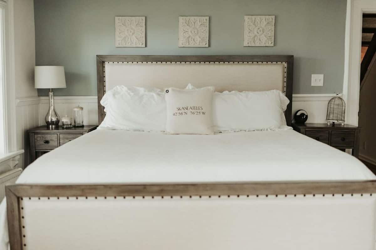 Chambre Double Supérieure, 1 très grand lit, vue lac