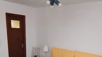 1 dormitorio, caja fuerte, sistema de insonorización