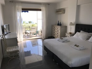 4 Schlafzimmer, Zimmersafe, Bügeleisen/Bügelbrett, Reisekinderbett