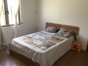 6 habitaciones, tabla de planchar con plancha y wifi gratis 