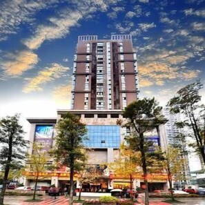 Property grounds - Panda Prince Hotel (Suining)