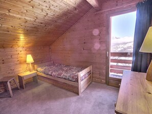 5 bedrooms, free WiFi