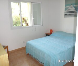 1 Schlafzimmer, Bügeleisen/Bügelbrett, Reisekinderbett, kostenloses WLAN